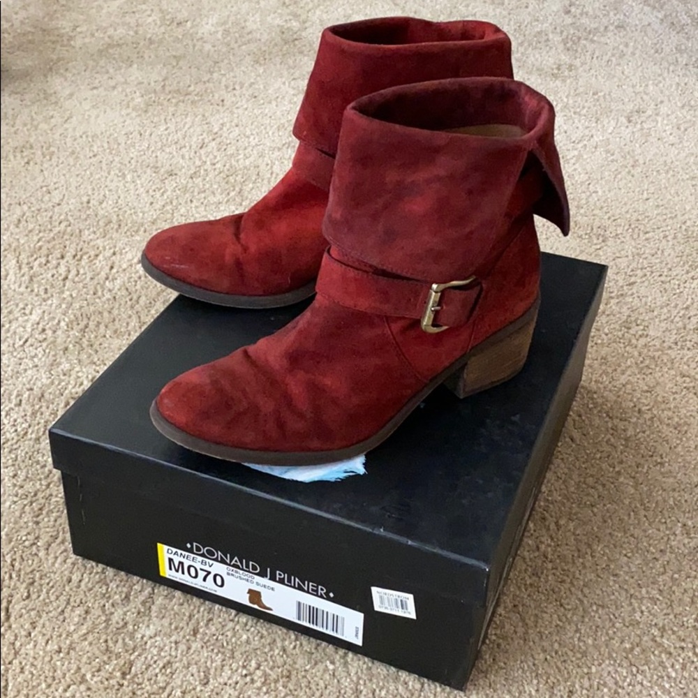 Donald J Pliner Danee Boots